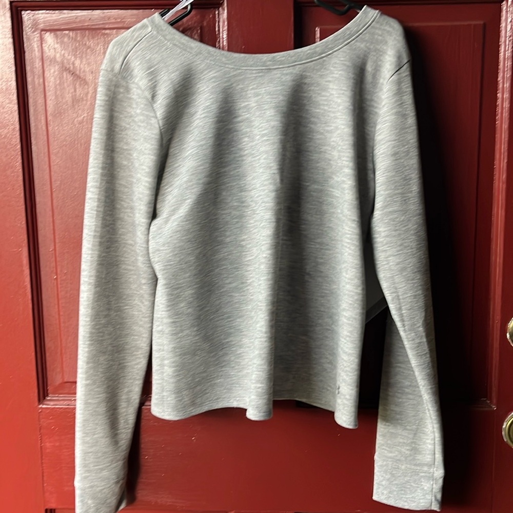 Under Armor cross back top